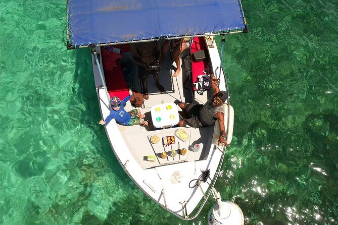 One-day boat trip to the lagoon of Guadeloupe - Exploring the One-Day Boat Trip to the Lagoon of Guadeloupe