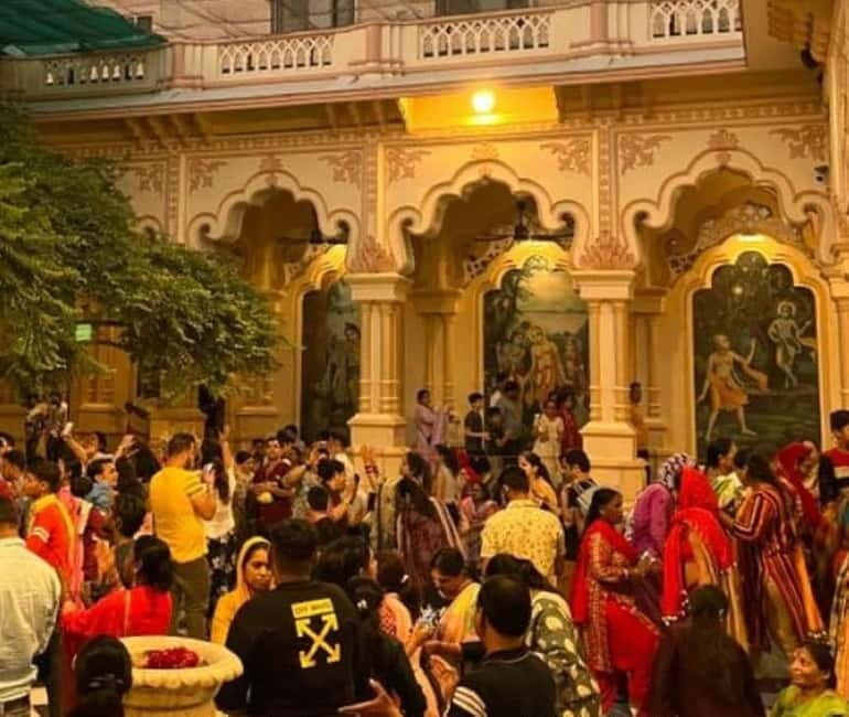 One Day Mathura Vrindavan Tour From Delhi & Agra With Museum - The Itinerary Breakdown: What You Can Expect