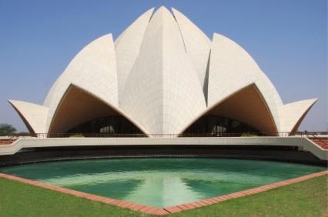 One Day New Delhi Custom Guided Sightseeing Trip by Cab - Key Points