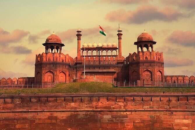 One Day New Delhi Custom Guided Sightseeing Trip by Cab - Who Should Consider This Tour?