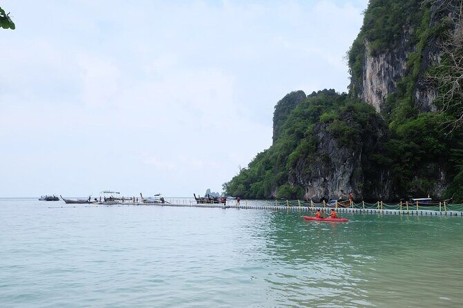 One-Day Tour at Hong Islands by Speedboat from Krabi - Frequently Asked Questions