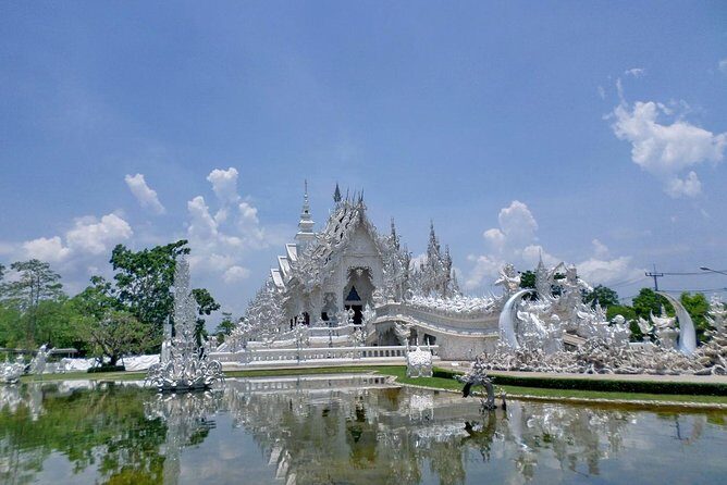 One Day Tour Chiang Rai(White Temple , Blue Temple, Black House) Private Tour - Key Points