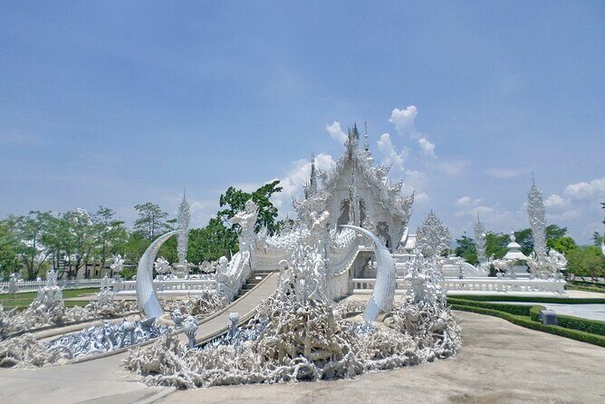 One Day Tour Chiang Rai(White Temple , Blue Temple, Black House) Private Tour - Frequently Asked Questions