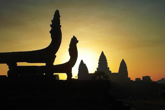 One Day tour with sunrise in car with A/C or Van & Guide. - The Sum Up