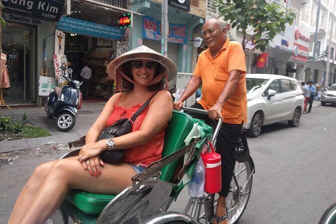 One hour cyclo tour around Saigon - FAQs