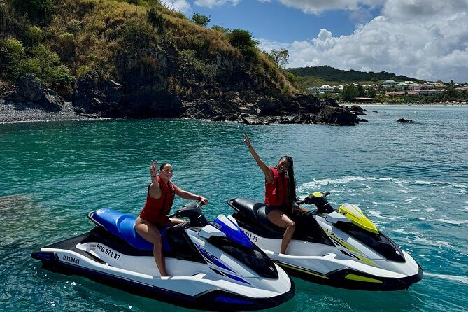 One hour private jet ski tour in Saint Martin with free passenger - Who Should Consider This Tour?