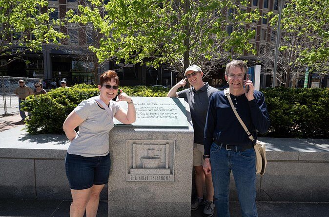 One Hour Walking Tour: Hidden History and Innovation - Who Should Consider This Tour?