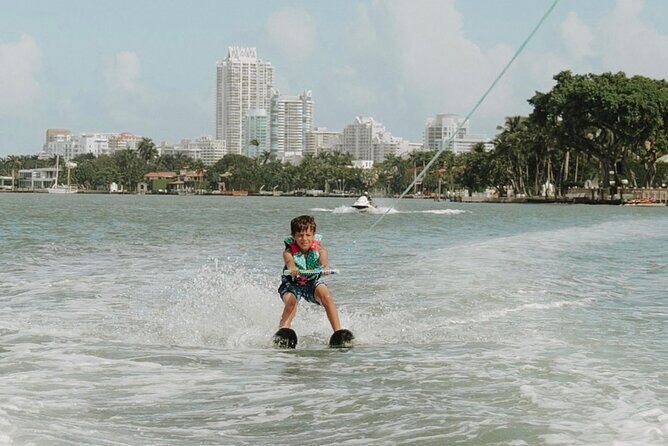 One Hour Waterskiing Lesson: Ultimate Miami Thrills - The Ultimate Miami Waterski Experience in Detail
