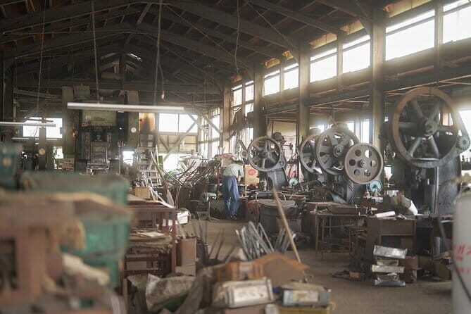 One-of-a-kind frying pan crafting tour - An Inside Look at the Itinerary