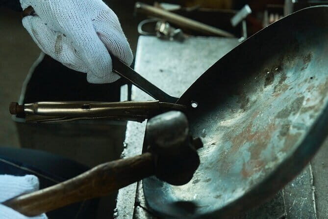 One-of-a-kind frying pan crafting tour - Who Is This Tour Best For?