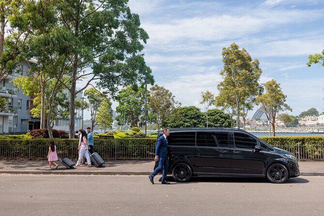 One Way Luxury Transfer to Gold Coast Theme Parks - Why Choose This Transfer?