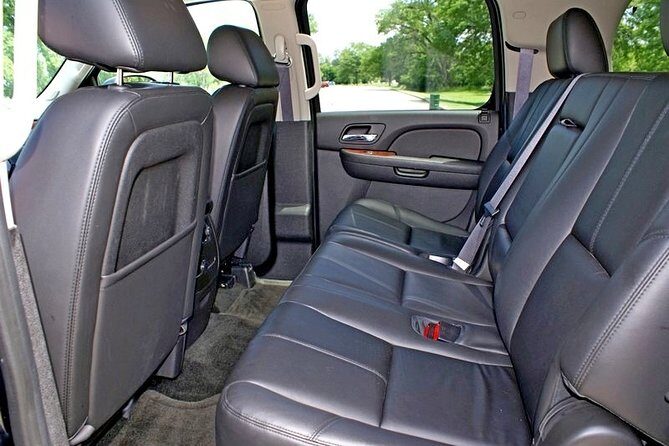 One-Way Private MDW Meet and Greet Luxury Airport Transfer - Who Should Consider This?
