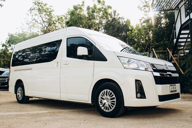 One way Private Transfer Cancun - Cancun International Airport - The Bottom Line