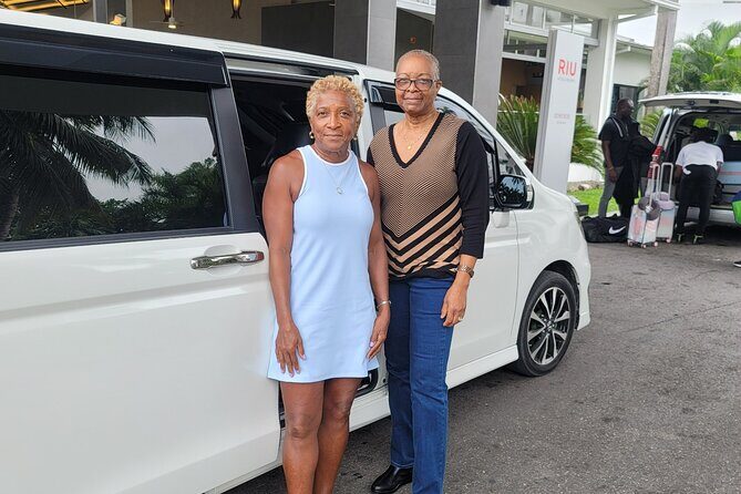 One way Private transfer from Airport to Resorts - FAQs