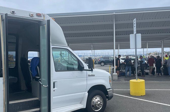 One-Way Seattle Airport Transfer Service - Reviewer Insights: What Travelers Love