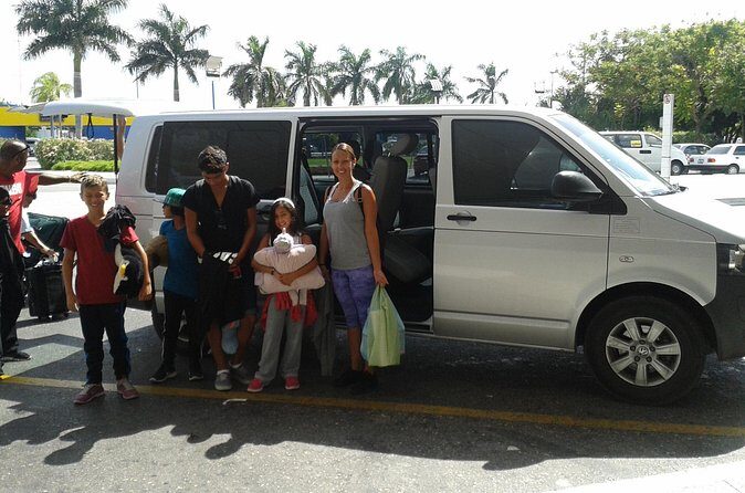 One Way Transfer to/from Cancun Airport to Akumal Zone up to 7 passengers - Who Is This Transfer Best For?