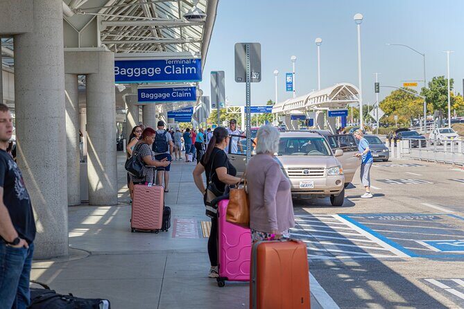 ONT Airport Pick up and Drop from to Hotels inside Ontario area - FAQs