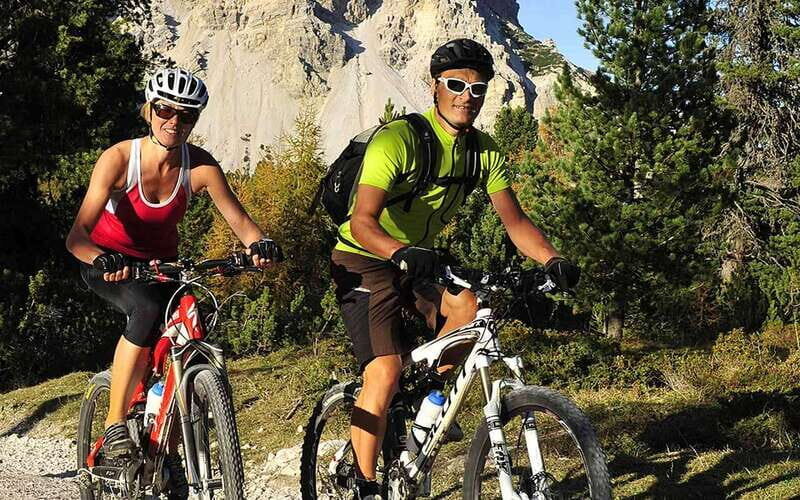 Ontario: Scenic Guided Bike Tour with Gear Included - Discovering Ontario’s Beauty on Two Wheels