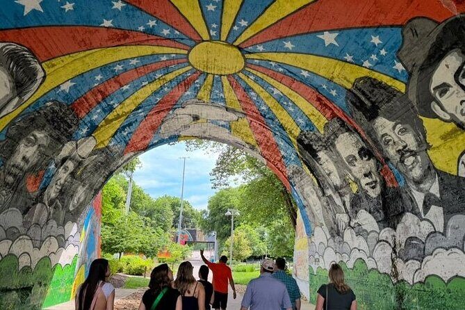 Open-Air Minibus Sightseeing Tour of Nashville - Authenticity and Real-World Feedback