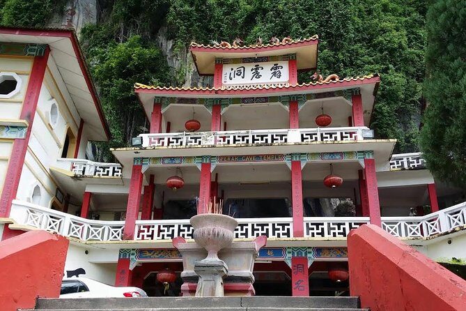 Orang Utan Island and Perak Tong Cave Temple Day Tour from Kuala Lumpur - Key Points