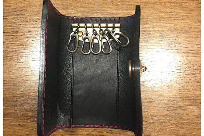 Original Key-Case Making - The Experience in Detail