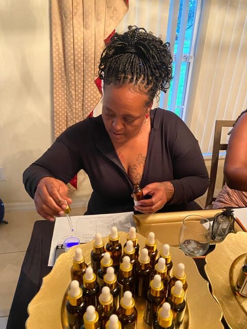 Orlando: Mobile Scent Blending Experiences - Flexibility and Booking
