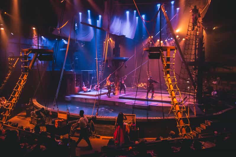 Orlando: Pirates Adventure Dinner Show with Drinks - A Look at the Experience