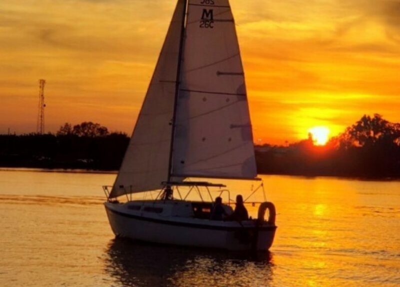 Orlando: Private Sunset Sailing Trip on Lake Fairview - An In-Depth Look at the Sunset Sailing on Lake Fairview