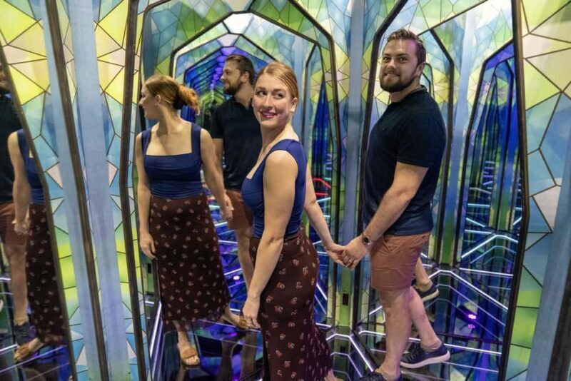Orlando: Ripley's Mirror Maze Experience - FAQ