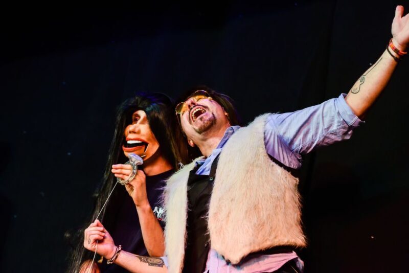 Orlando: The Outta Control Magic Comedy Dinner Show - Key Points