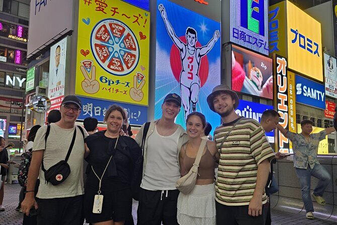 Osaka Bites & Sights Private Lunch Tour in Dotonbori & Namba - Exploring Osaka’s Iconic Districts: Dotonbori & Namba