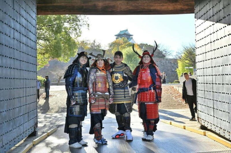 Osaka Castle Private Guided Tours in Samurai Armor - Key Points