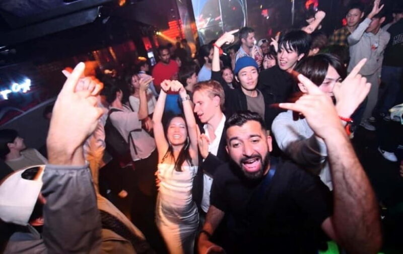 Osaka: CHEVAL All-You-Can-Drink Ticket & VIP(For Foreign) - Discovering Osaka’s Nightlife at CHEVAL