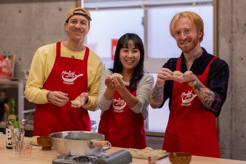 Osaka: Cooking Class & Sake Tasting with Local Market Visit - Breaking Down the Itinerary