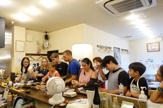 Osaka Japanese Cooking And Matcha Class near Osaka Castle - Key Points