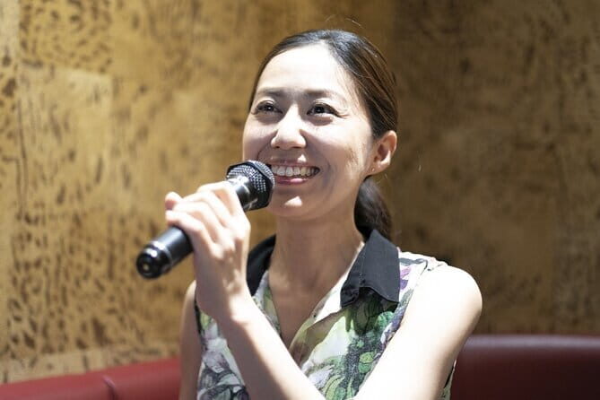 Osaka Karaoke room for 1 Hour with All You Can Drink - An In-Depth Look at the Karaoke Experience