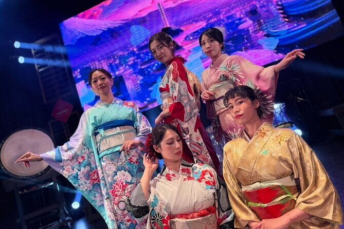 Osaka Night Fusion Japanese Entertainment Show - What to Expect from the Osaka Night Fusion Show