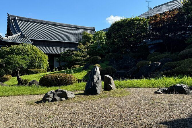 Osaka: Oldest Temple: Shitennoji 1,400-Year Private Guided Tour - An In-Depth Look at Osaka’s Oldest Temple Tour
