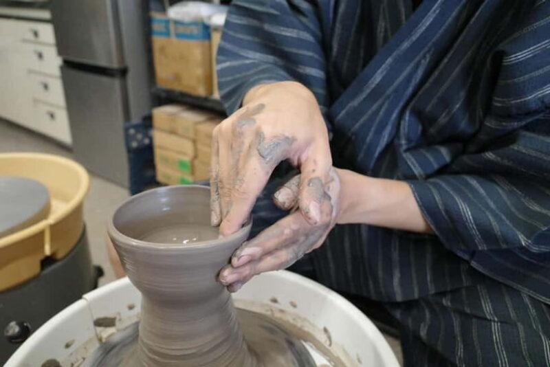 Osaka: Pottery Experience with Japanese Clothing - Key Points