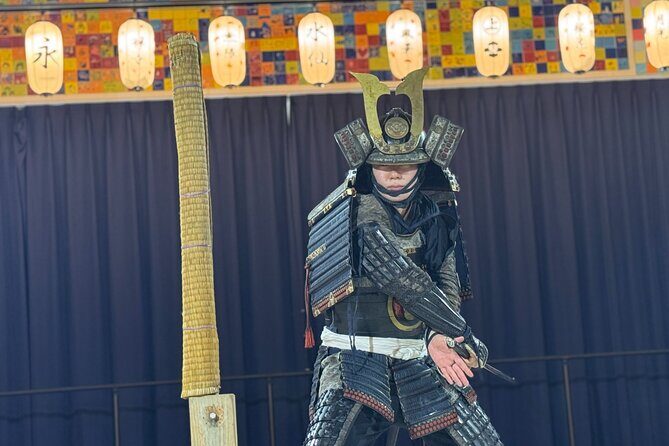 Osaka Samurai Show and Experience Halal Wagyu sukiyaki - Who Will Love This Experience?