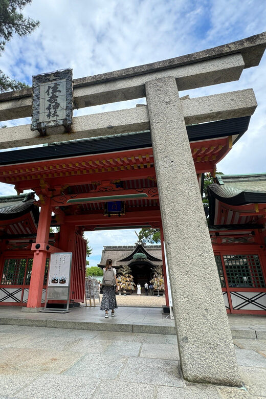 Osaka: Sumiyoshi, Osaka's Most Iconic Shrine - Private Tour - An In-Depth Look at the Tour