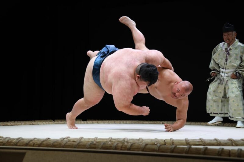 Osaka: Sumo Stage Show with Bento & Fight + Photo Shooting - Authenticity vs. Entertainment