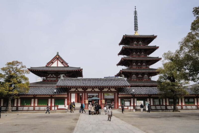 Osaka: Tennoji Ward, Shinsekai 3 hours Walking Tour - A Detailed Breakdown of What to Expect