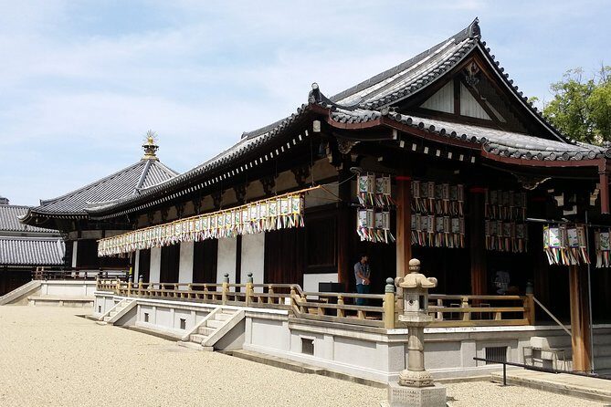 Osaka's Best and Brightest by Private Vehicle - FAQ