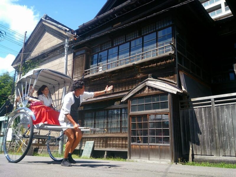 Otaru: Private Otaru Sightseeing Tour by Rickshaw - Detailed Breakdown of the Tour Experience