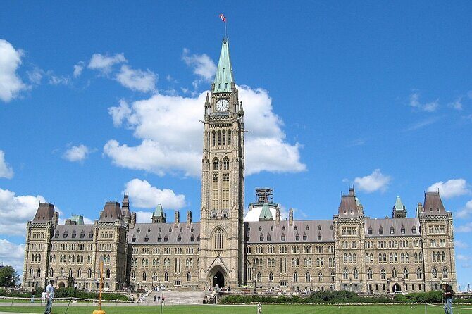 Ottawa Airport YOW Private Transfer to Ottawa/University/Chelsea - The Value of This Transfer Service