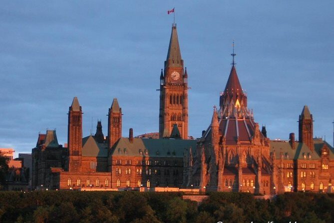 Ottawa City Tour by Land and Water - The Sum Up