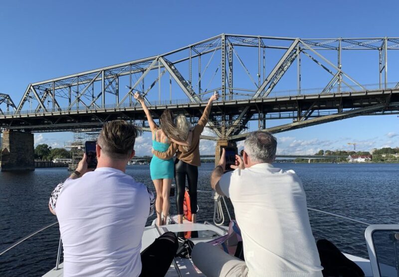 Ottawa: Downtown Yacht Cruise - Wed-Sun @ 6PM - 75 Minutes - Final Thoughts