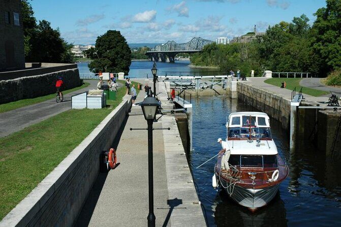 Ottawa Highlights 3.5 Hour Bike Tour - Why this Bike Tour Might Be a Perfect Fit