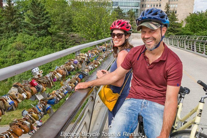 Ottawa Highlights 3.5 Hour Bike Tour - What It’s Like to Ride with a Guide